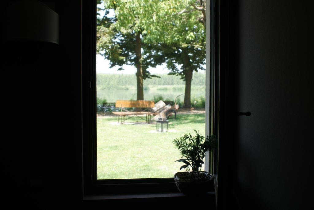 La Finestra Sul Po - Agriturismo Monticelli dʼOngina Chambre photo