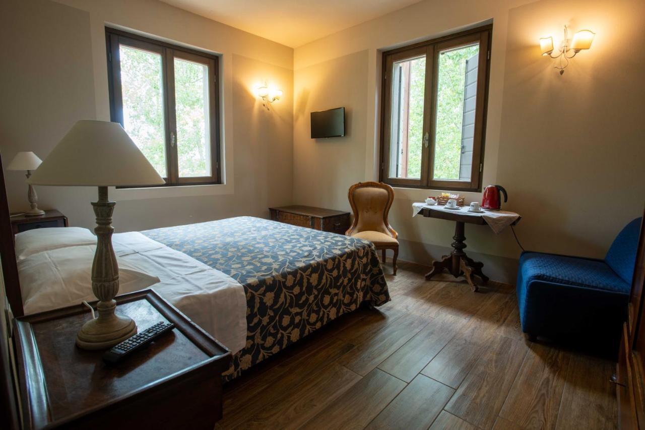 La Finestra Sul Po - Agriturismo Monticelli dʼOngina Extérieur photo