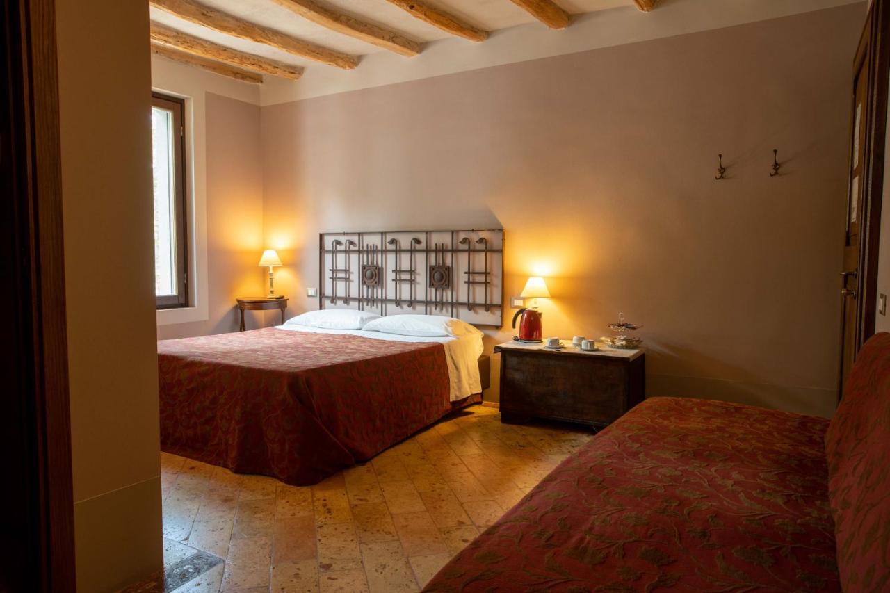 La Finestra Sul Po - Agriturismo Monticelli dʼOngina Extérieur photo