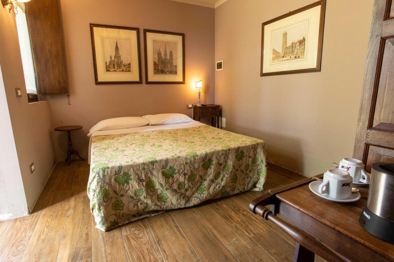 La Finestra Sul Po - Agriturismo Monticelli dʼOngina Extérieur photo