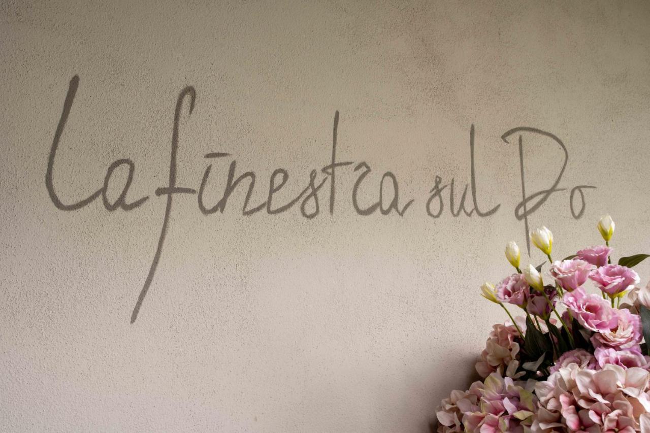 La Finestra Sul Po - Agriturismo Monticelli dʼOngina Extérieur photo