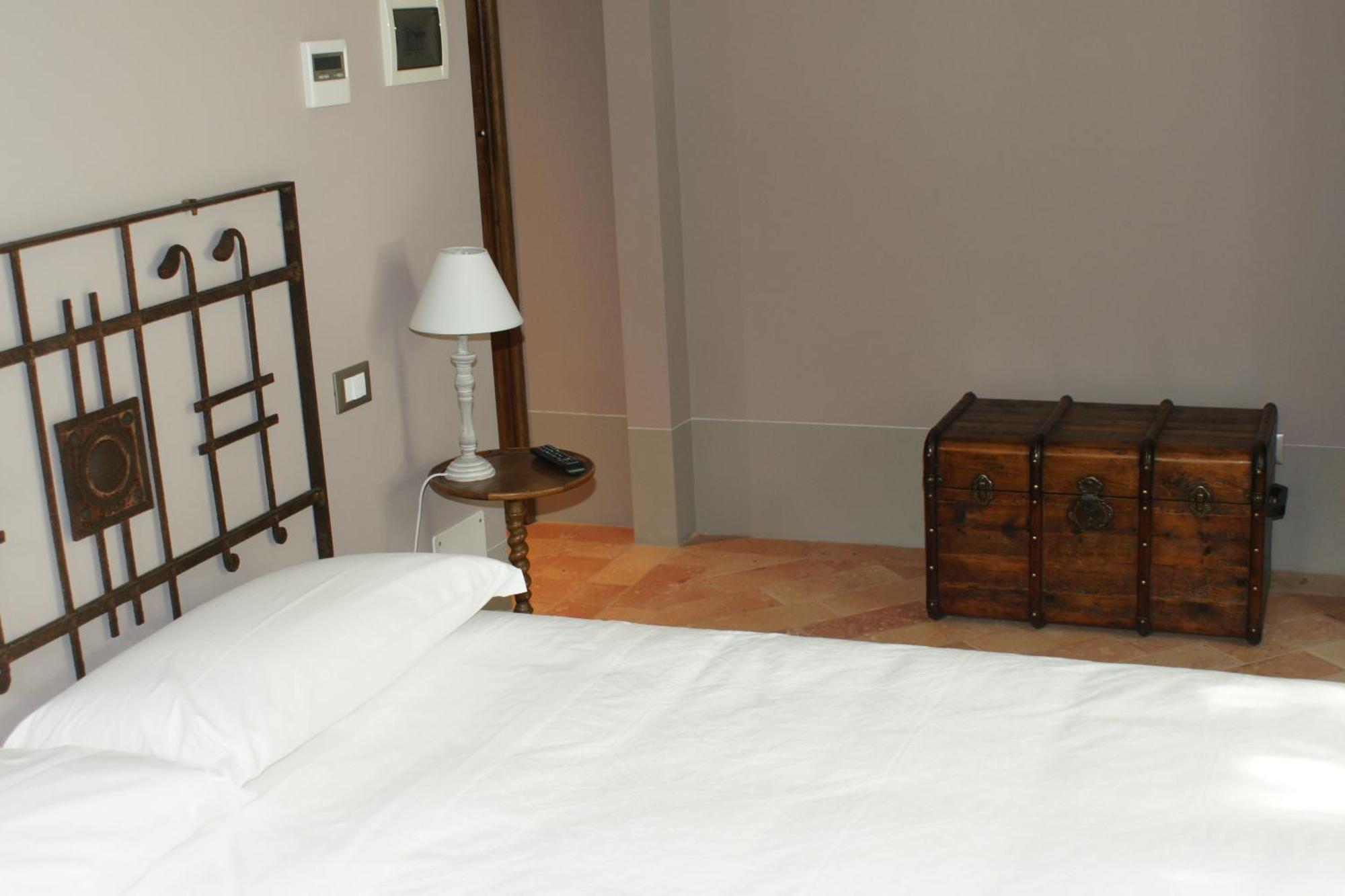 La Finestra Sul Po - Agriturismo Monticelli dʼOngina Extérieur photo